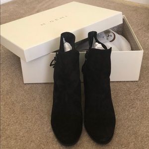 M.Gemi suede booties with tassel